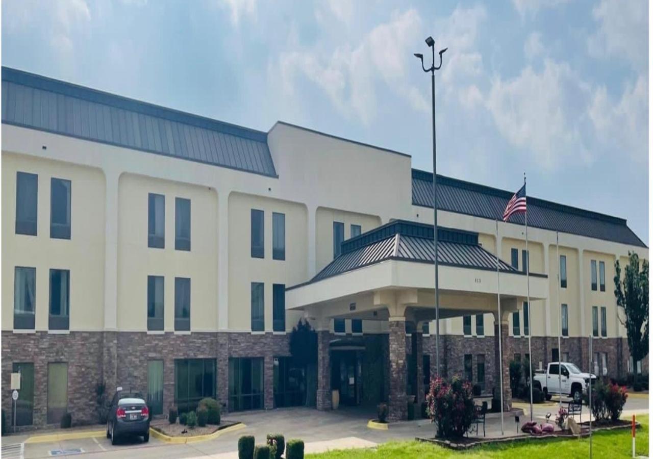 Ardmore Inn & Suites Ardmore Exterior photo